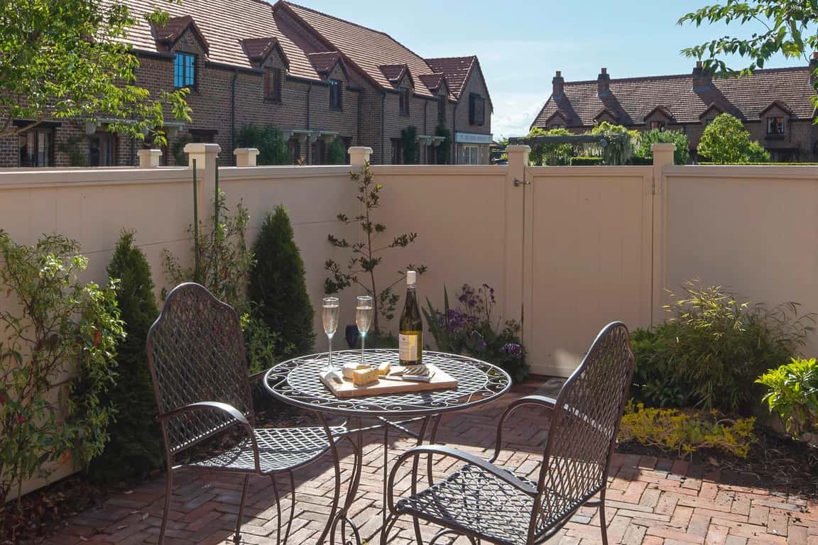 The Village Green Apartment photo 2