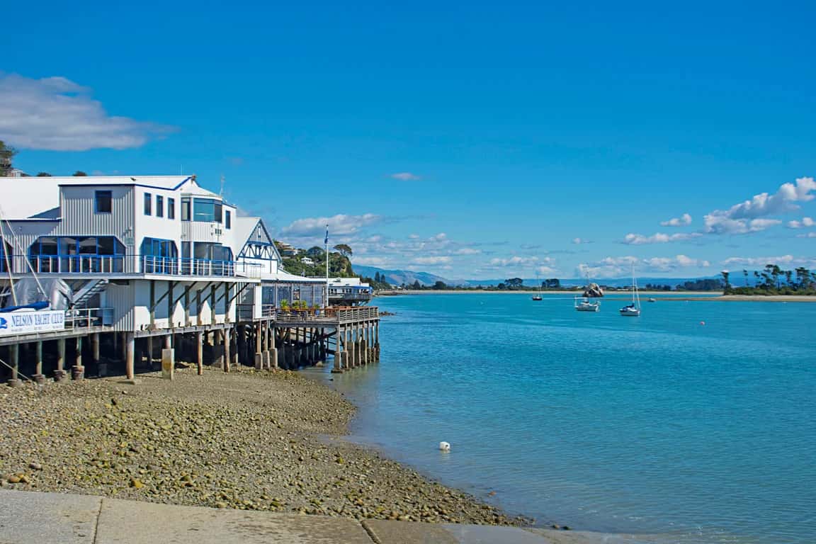 Waterfront Escape photo 3