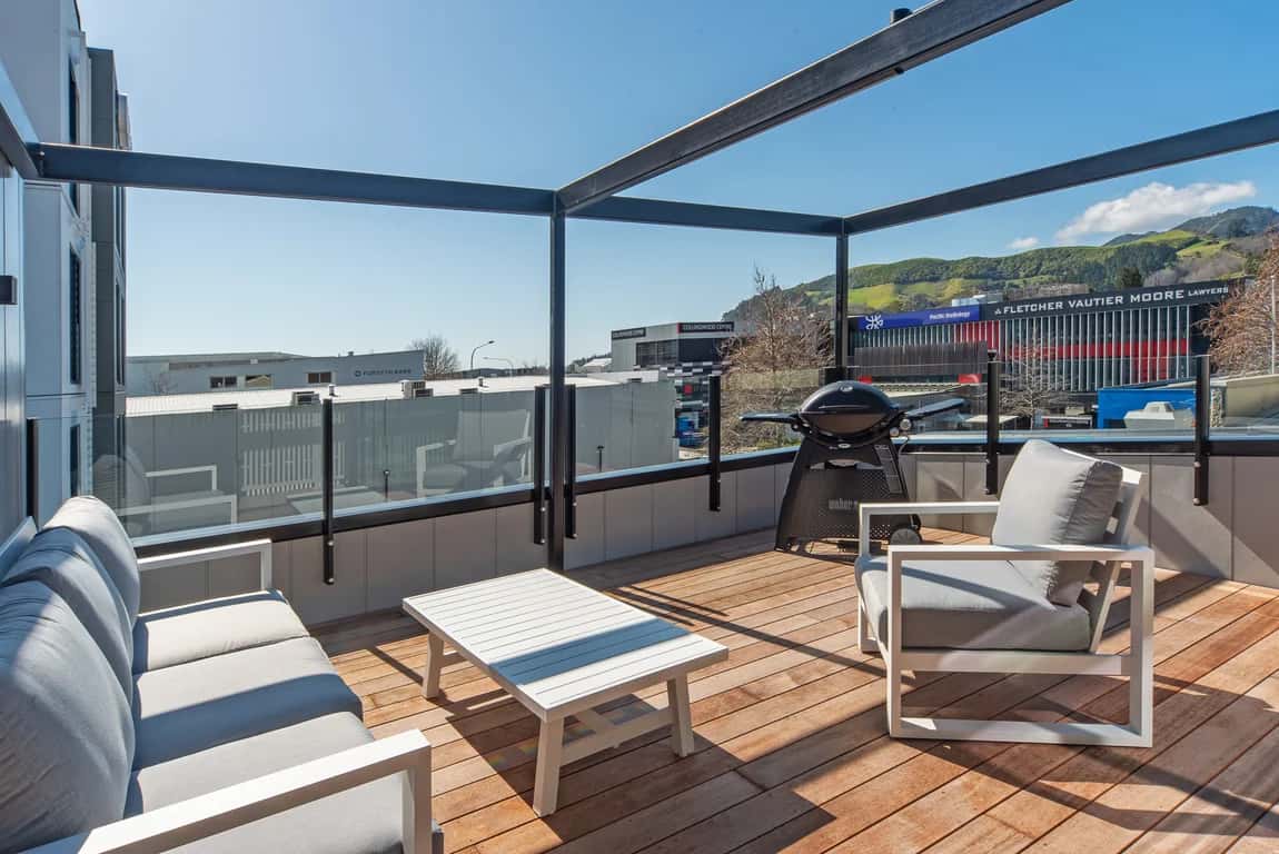 Inner City Apartment 2 with Car Park + Rooftop Balcony photo 2
