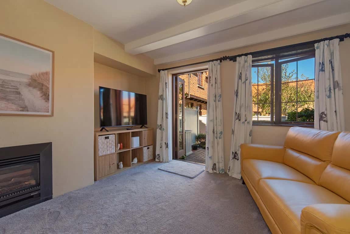 Monaco Village Apartment photo 3