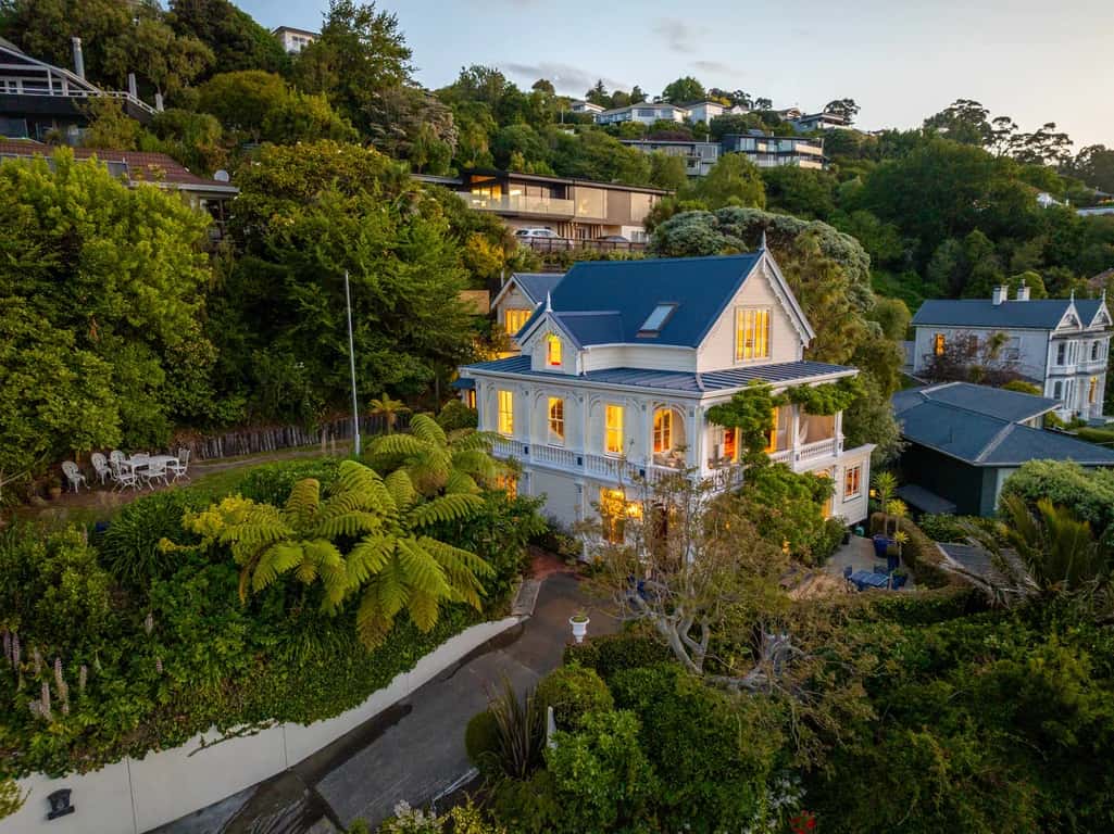 Te Whare Rangi - Home to the Tasman Suite