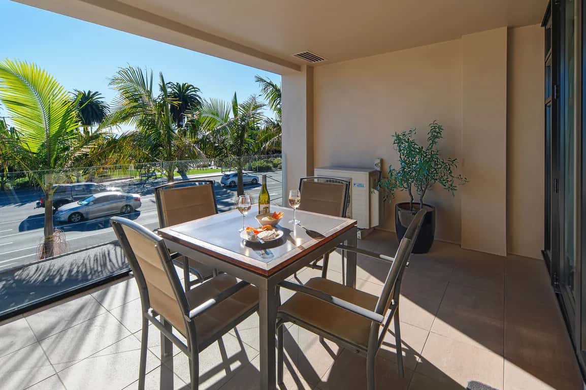 The Sands Beach Apartment photo 2