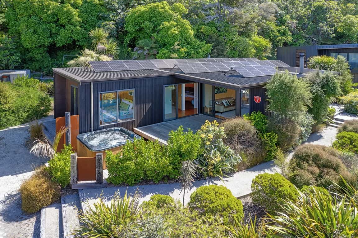 Bach 7 - Mārahau Holiday Home at the gateway to the Abel Tasman!