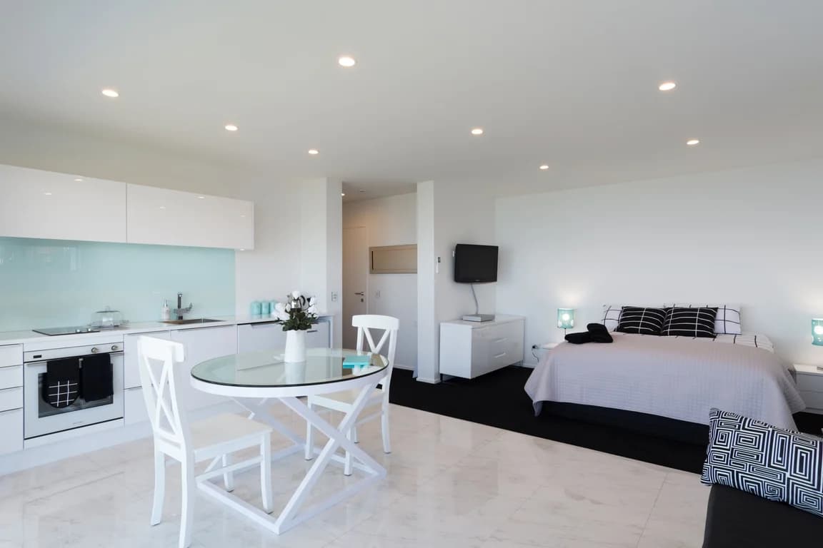 Aqua Heights Studio, photo 2