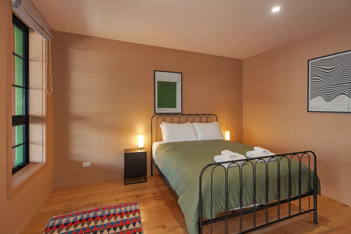 Bridge St. Apartment 2, photo 3
